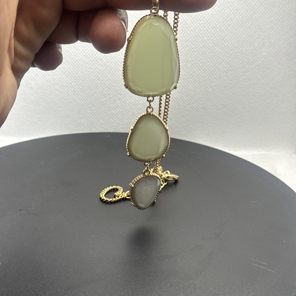 Vintage Necklace‎  Tear Drop Green Stones Gold Tone Chain - Picture 3 of 10
